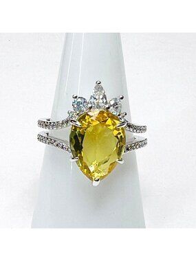 Ring Bomb Party Ring, NWOT, size 8, contemporary, fashion, statement